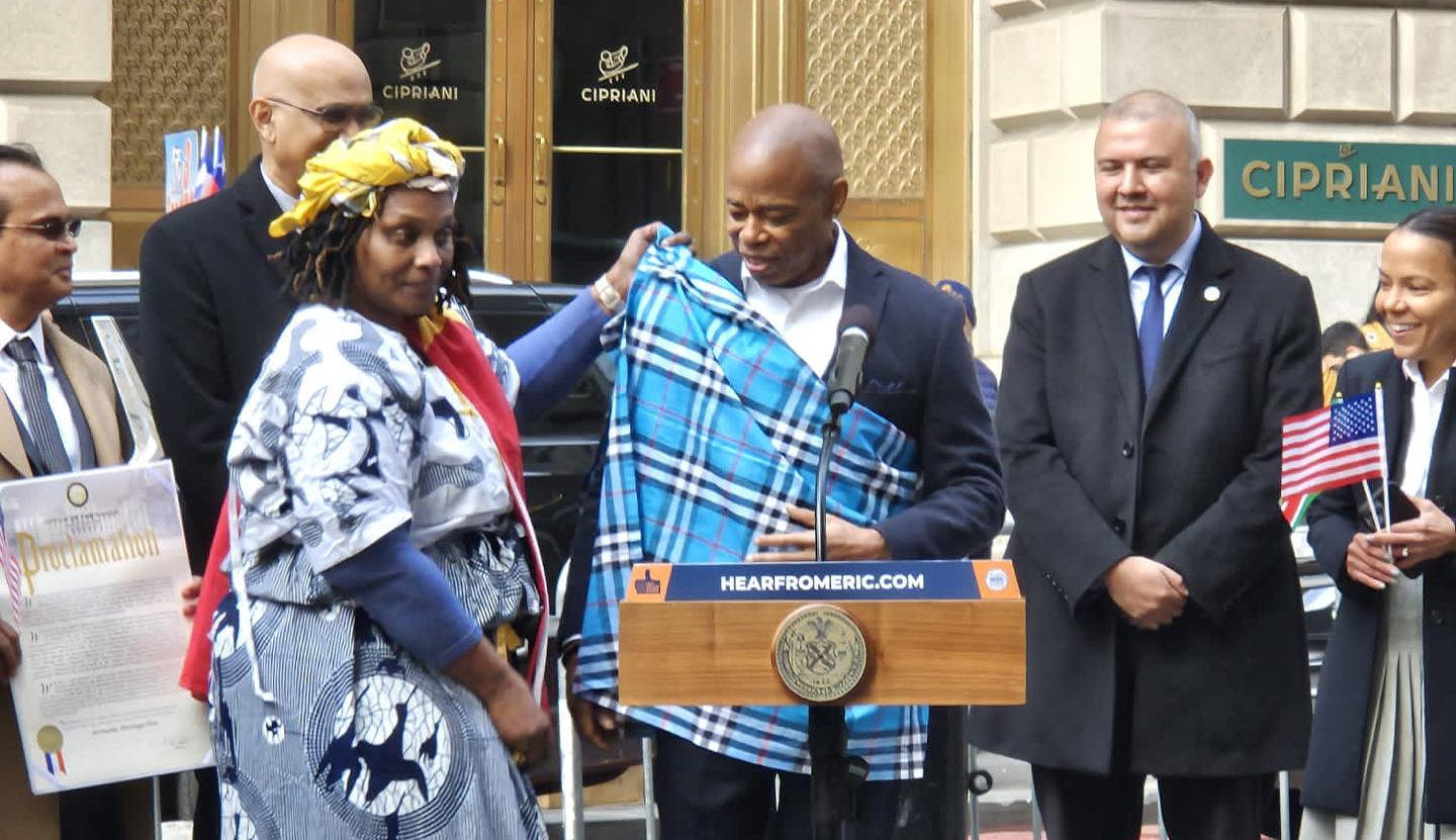 Suriname’s First Flag Raising Ceremony at Bowling Green NY