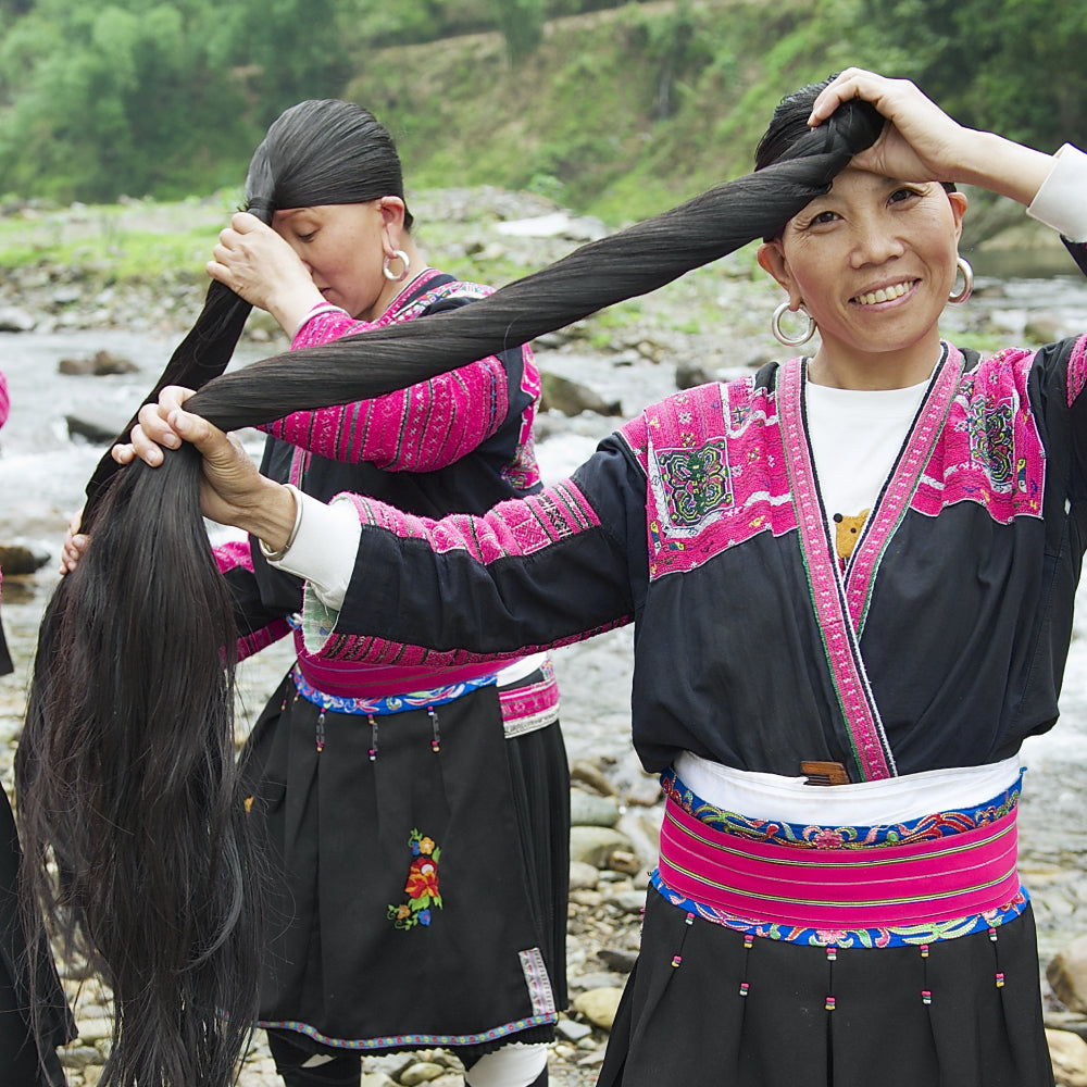 Yoa women with very long hair