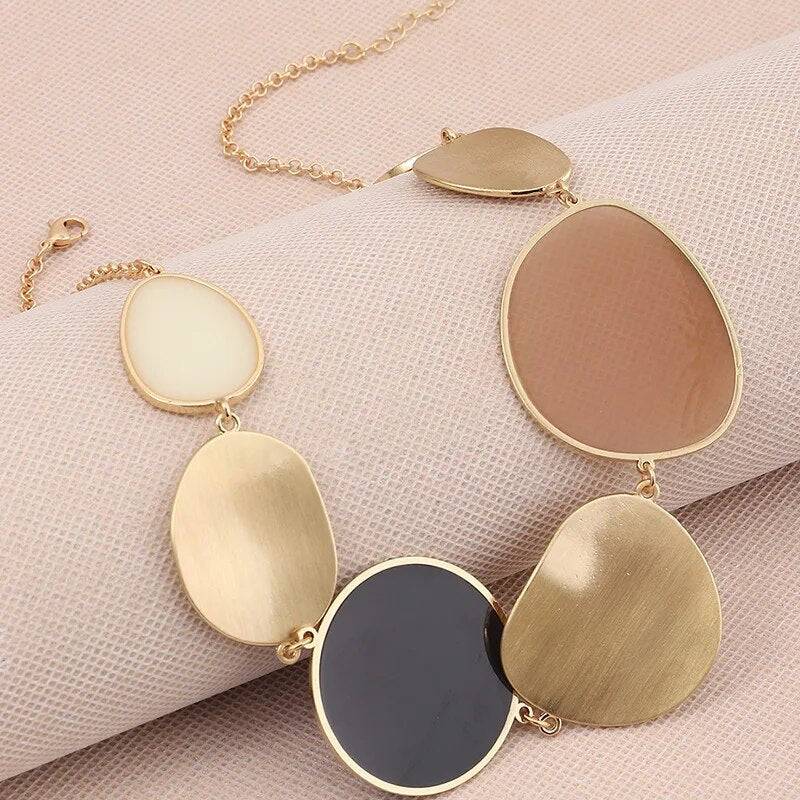Golden Big Wafer Pendant Choker Necklaces for Women