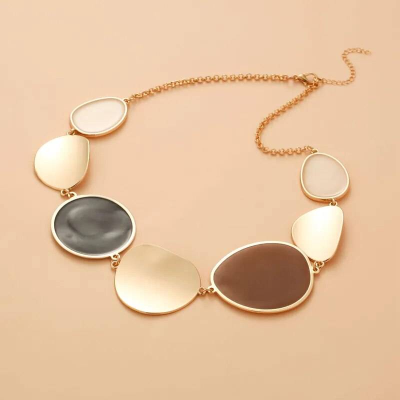 Golden Big Wafer Pendant Choker Necklaces for Women