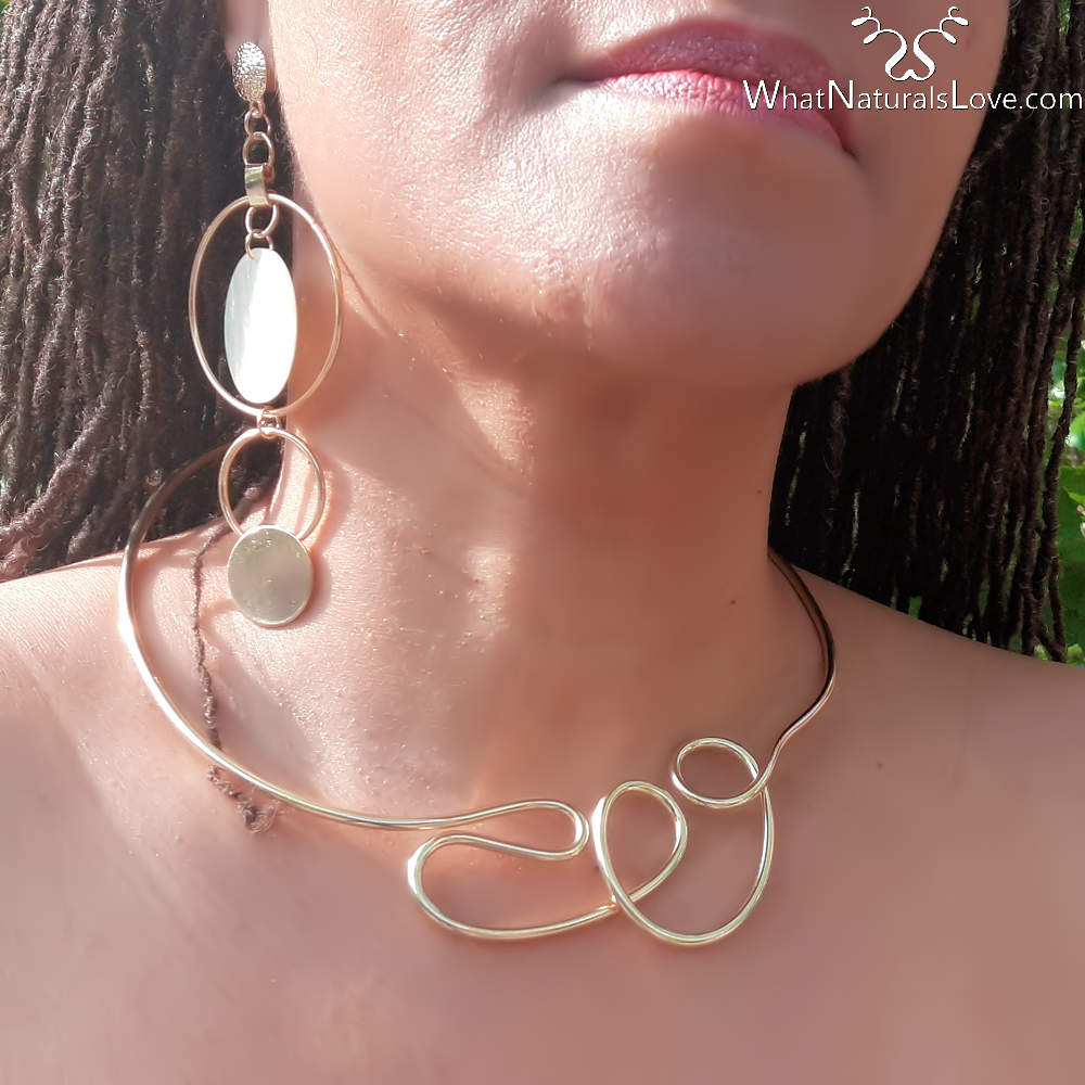 Sculpted Flow Choker – Gold or Silver - WhatNaturalsLove.com