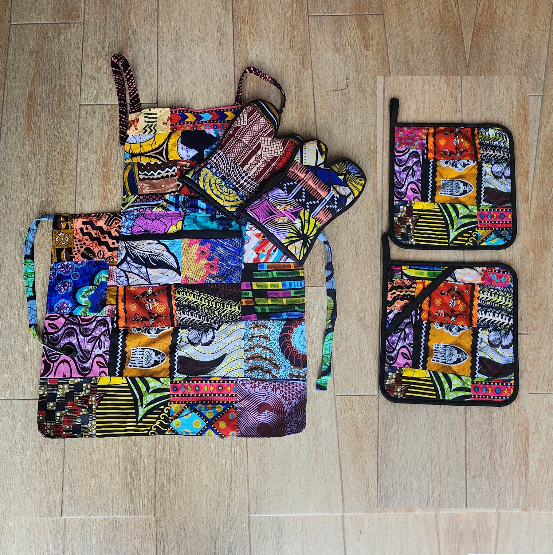 Quilted African Oven Mitts and African Apron Sets