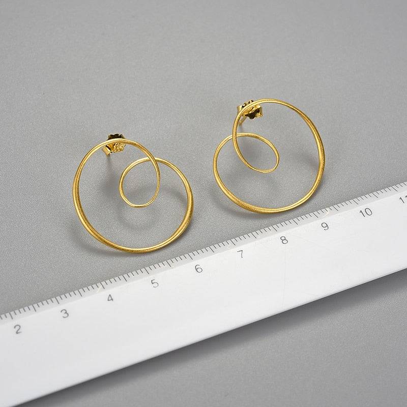 Minimalism Gold Round Spiral Twisted Stud Earrings