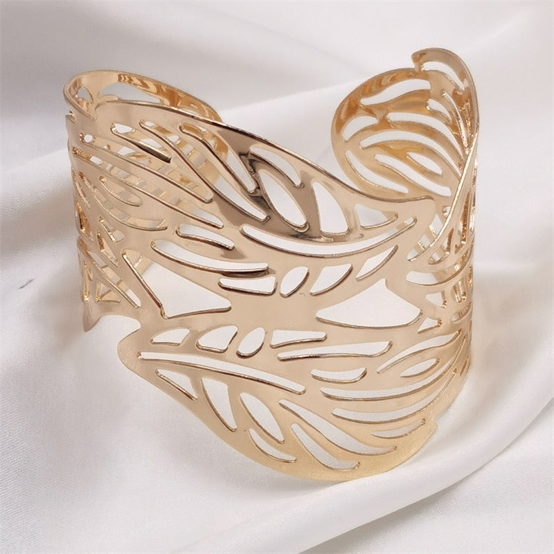 Retro Cuff Geometry Luxury Bracelets For Women Perfect for Mother&