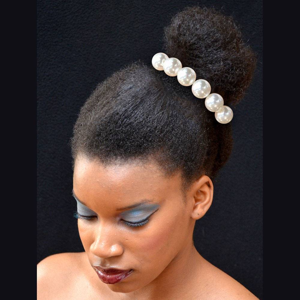 Pearled scrunchie for Braids, Locs and 4C Hair