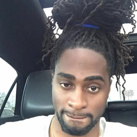 A Dreadlocks bun that got 3k likes and 3 marriage proposals