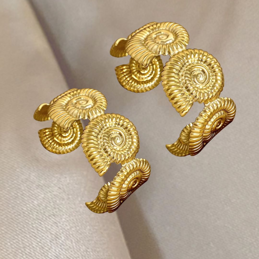 Butterfly Gold Hair Cuff – Chunky Wide Textured Adjustable Design