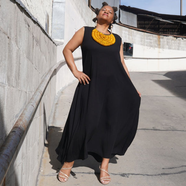maxi dress with pockets - black product info and reviews 上架ep Early 2000s H&M Party Size:Medium | Large Scoop back with ties.