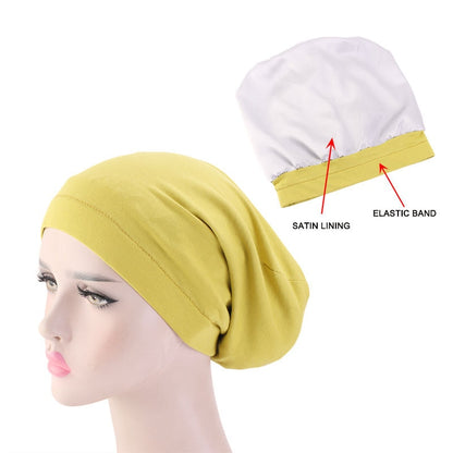 Bonnet à la mode doublé de satin