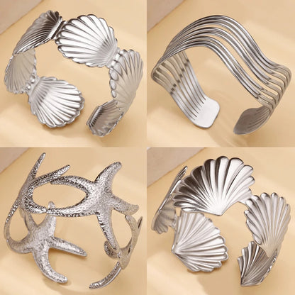 Hair Cuff for Locs in waves, shells &amp; sea ​​stars Hair Cuff for Locs