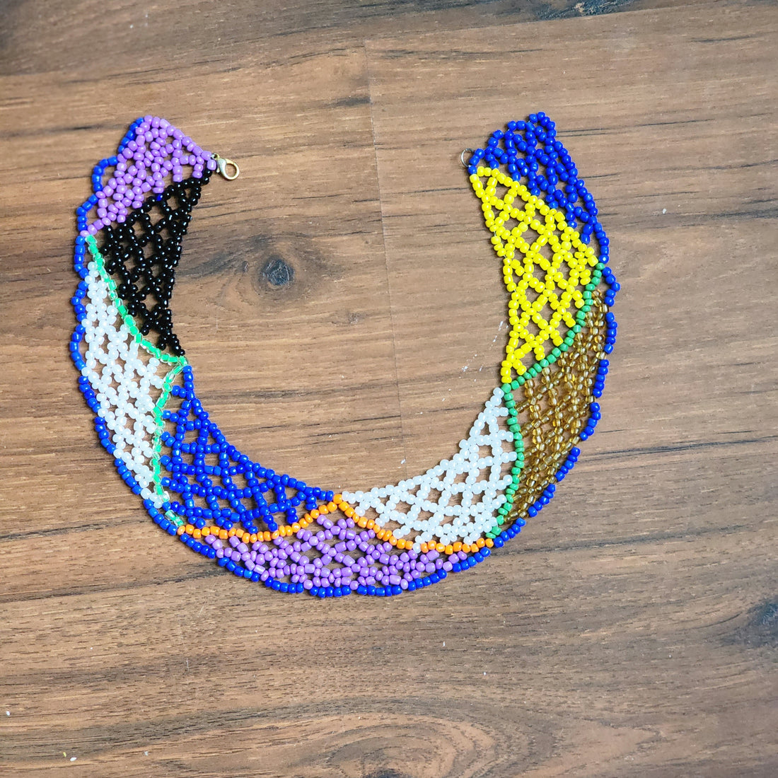 Multi color beaded necklace