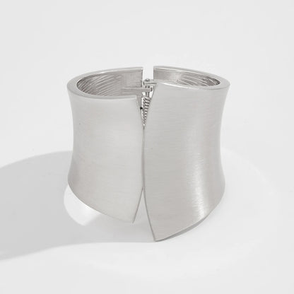 The Empress Cuff: A Matching Gold Loc &amp; Wrist Set