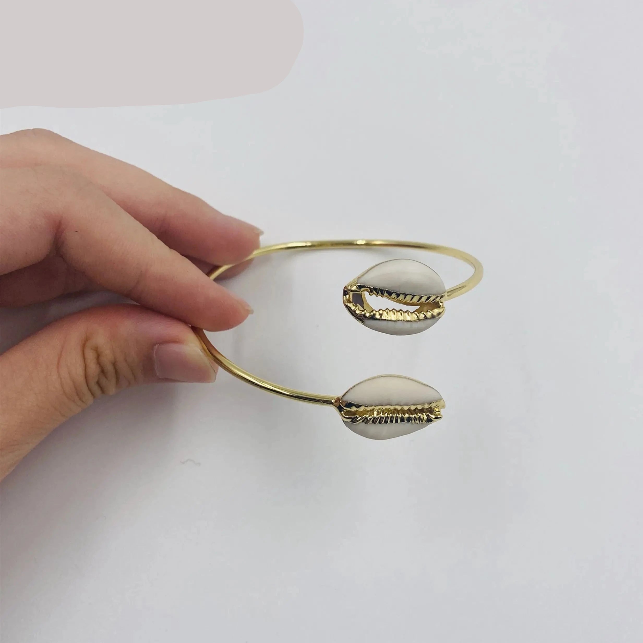 Adjustable Cowrie Shell Bangles 18k Gold Electroplated Media 
