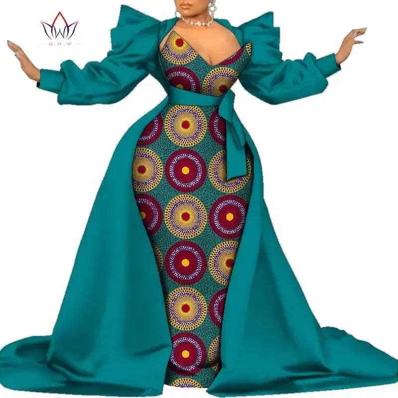 Robe Ankara africaine super élégante avec un train