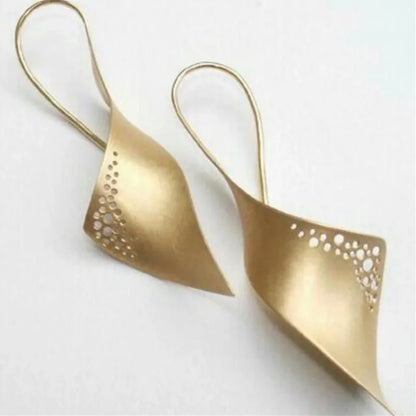 Gilded Leaflet Cutout Drop Earrings