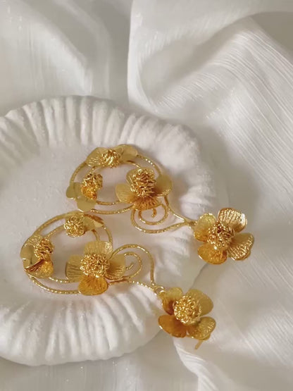Chic Golden Flowers Earrings 18K Gold