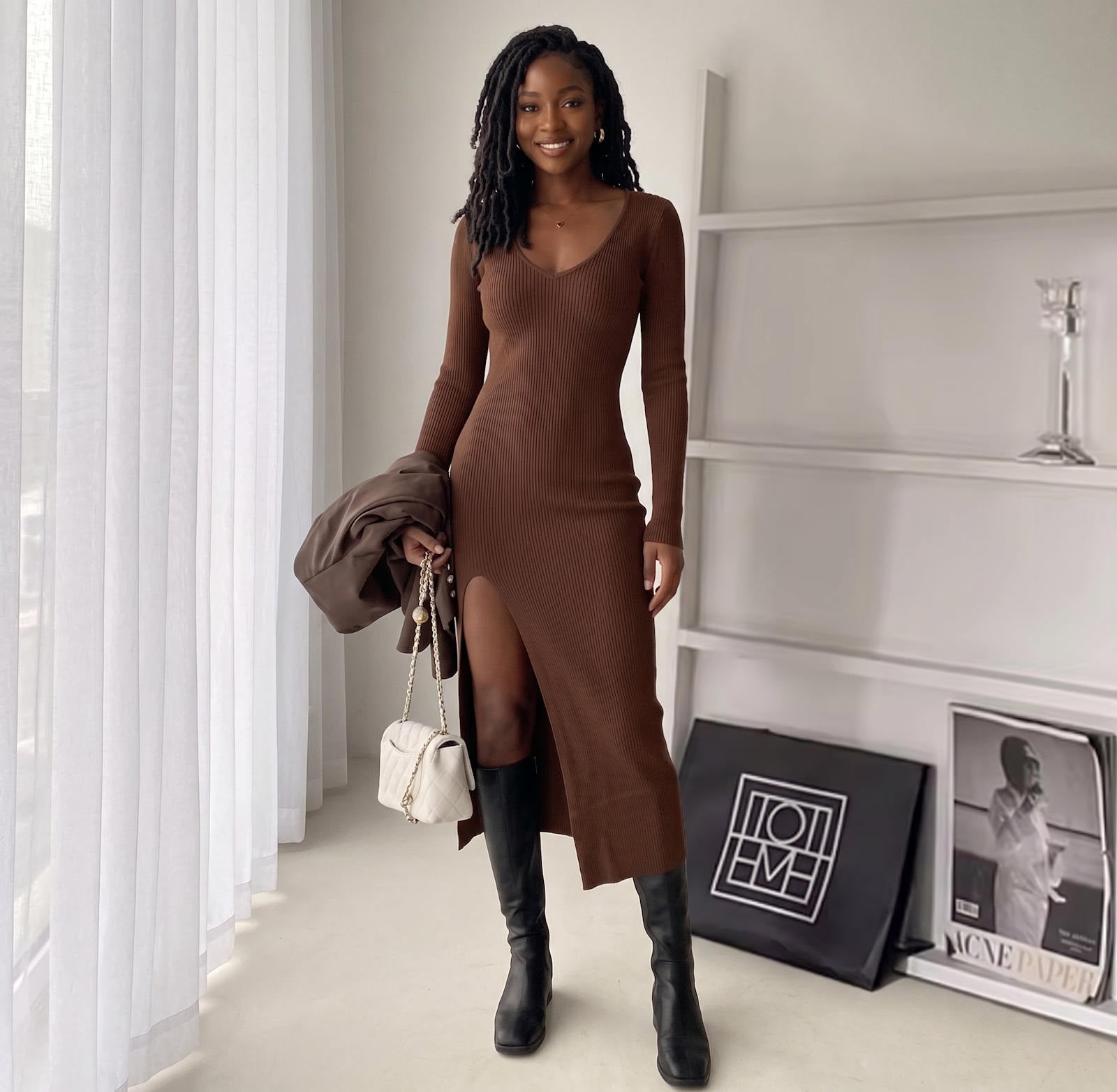 Robe côtelée à encolure en V simplement élégante